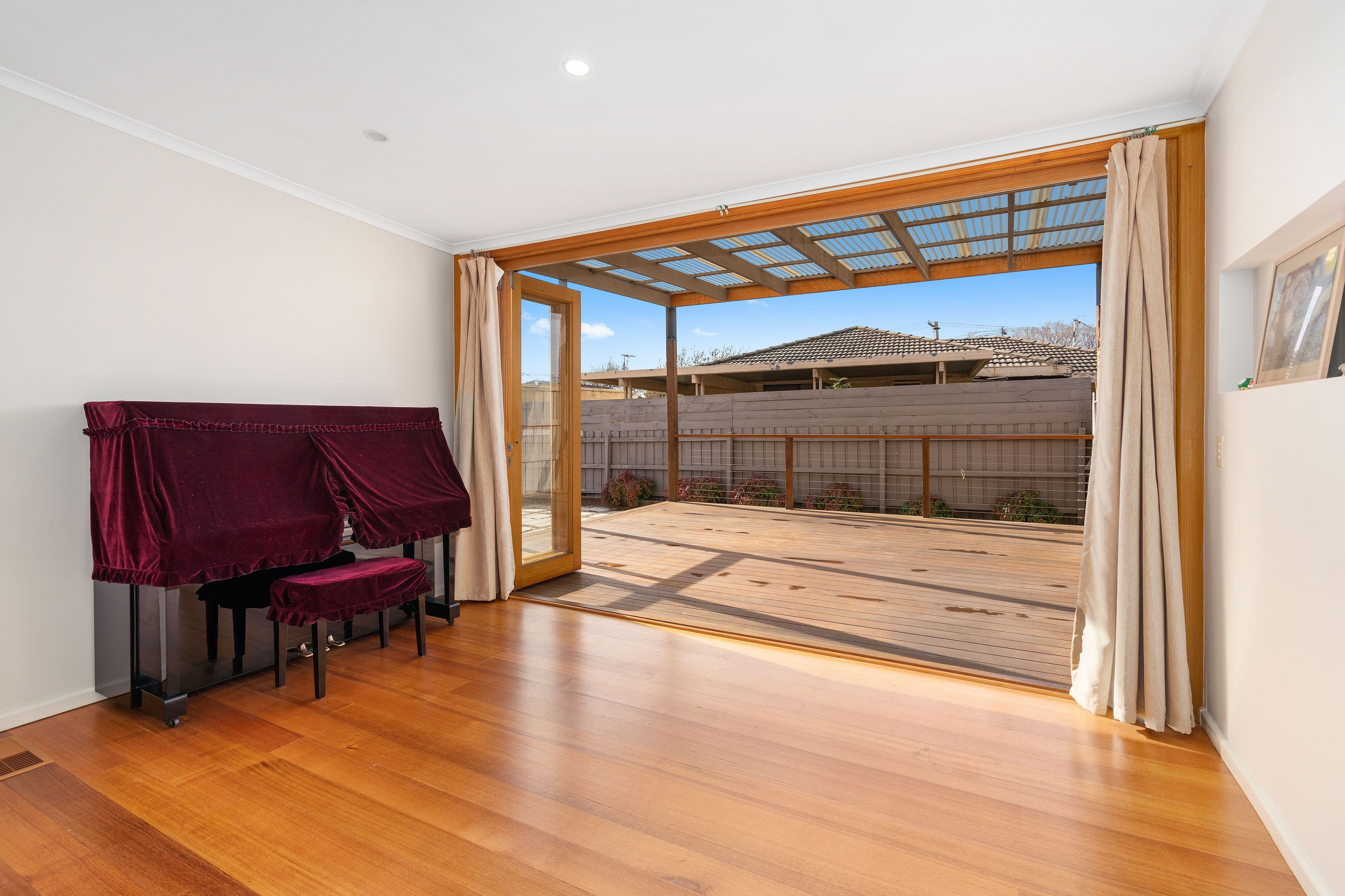 3 Windsor Crescent, Bundoora VIC 3083, Bundoora - Thumbnail 4