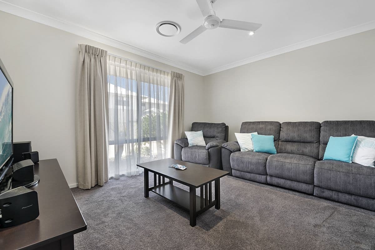 17 Edmund Circuit, North Lakes QLD 4509, North Lakes - Thumbnail 2