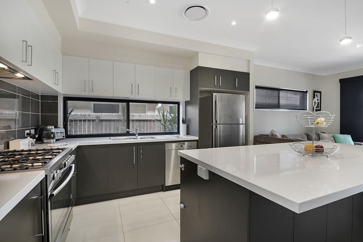17 Edmund Circuit, North Lakes QLD 4509, North Lakes - Thumbnail 4