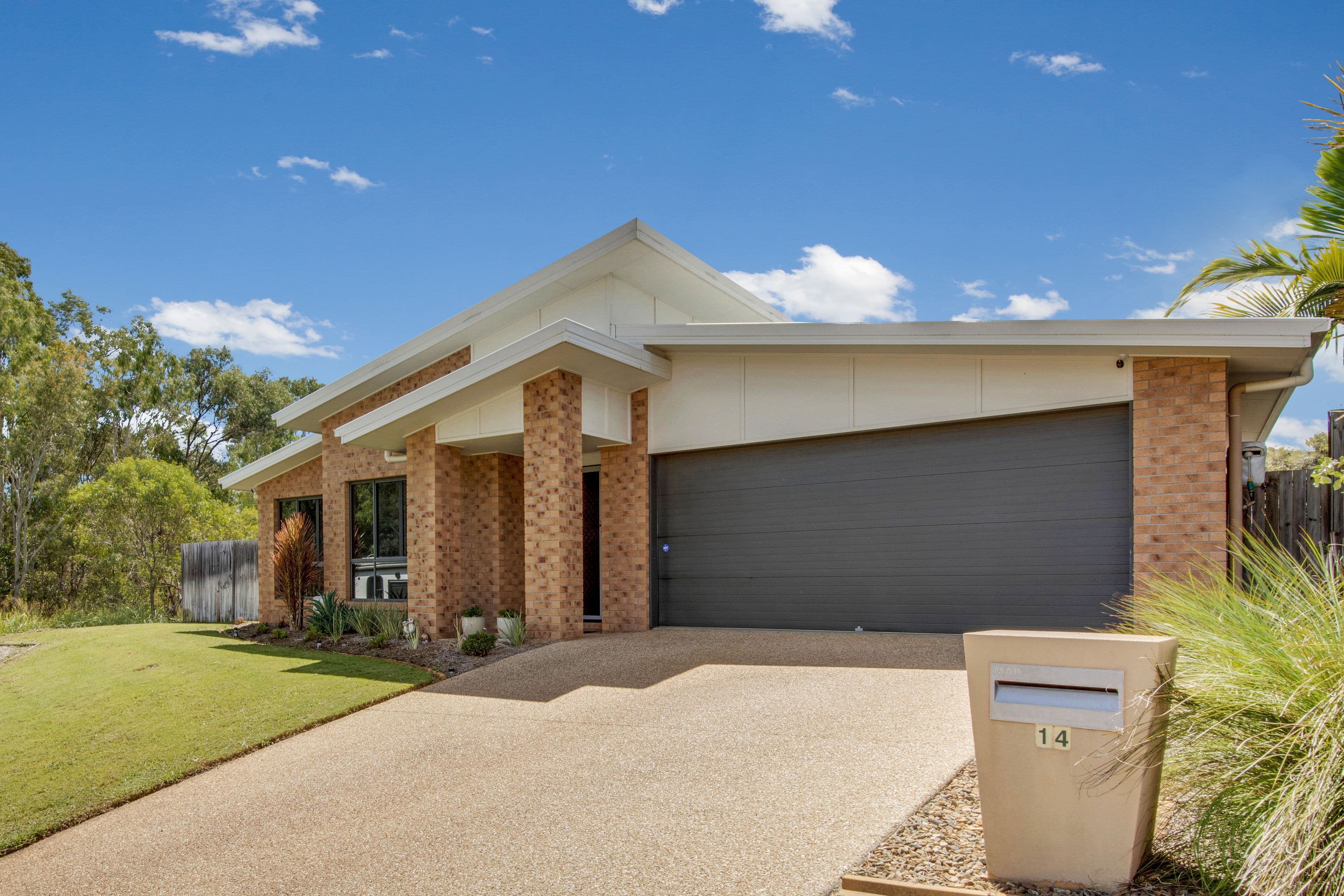 14 Takoko Place, Kirkwood QLD 4680, Kirkwood - Thumbnail 2