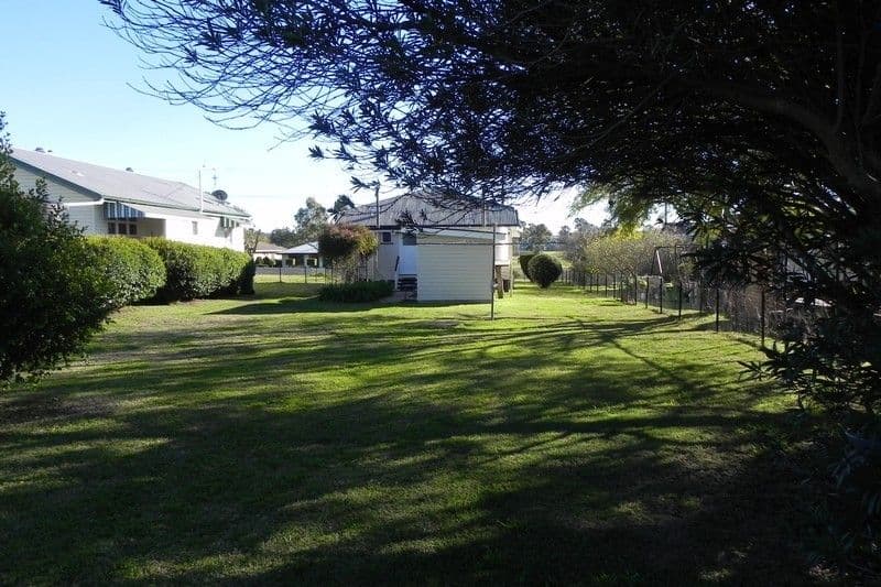 8 Yandilla, PITTSWORTH QLD 4356, Pittsworth - Thumbnail 4