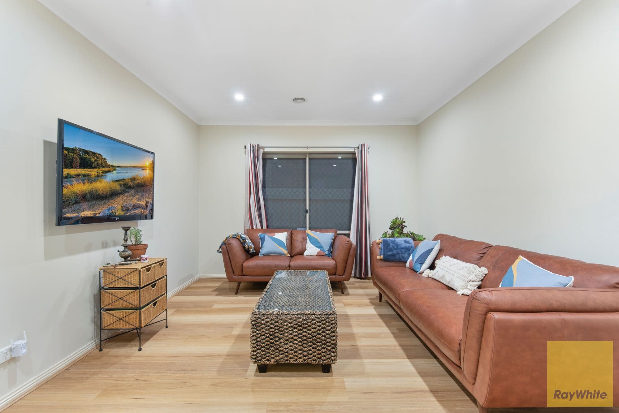 34 Landscape Drive, Truganina VIC 3029, Truganina - Thumbnail 4