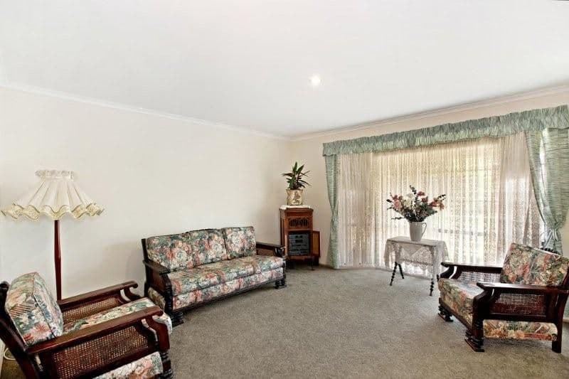 5 Parkinson Way, ROXBURGH PARK VIC 3064, Roxburgh Park - Thumbnail 2