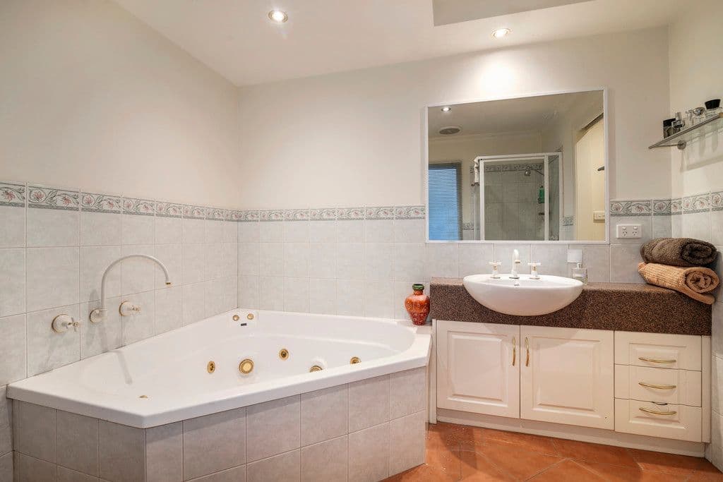 42 Clay Drive, Doncaster VIC 3108, Doncaster - Thumbnail 6