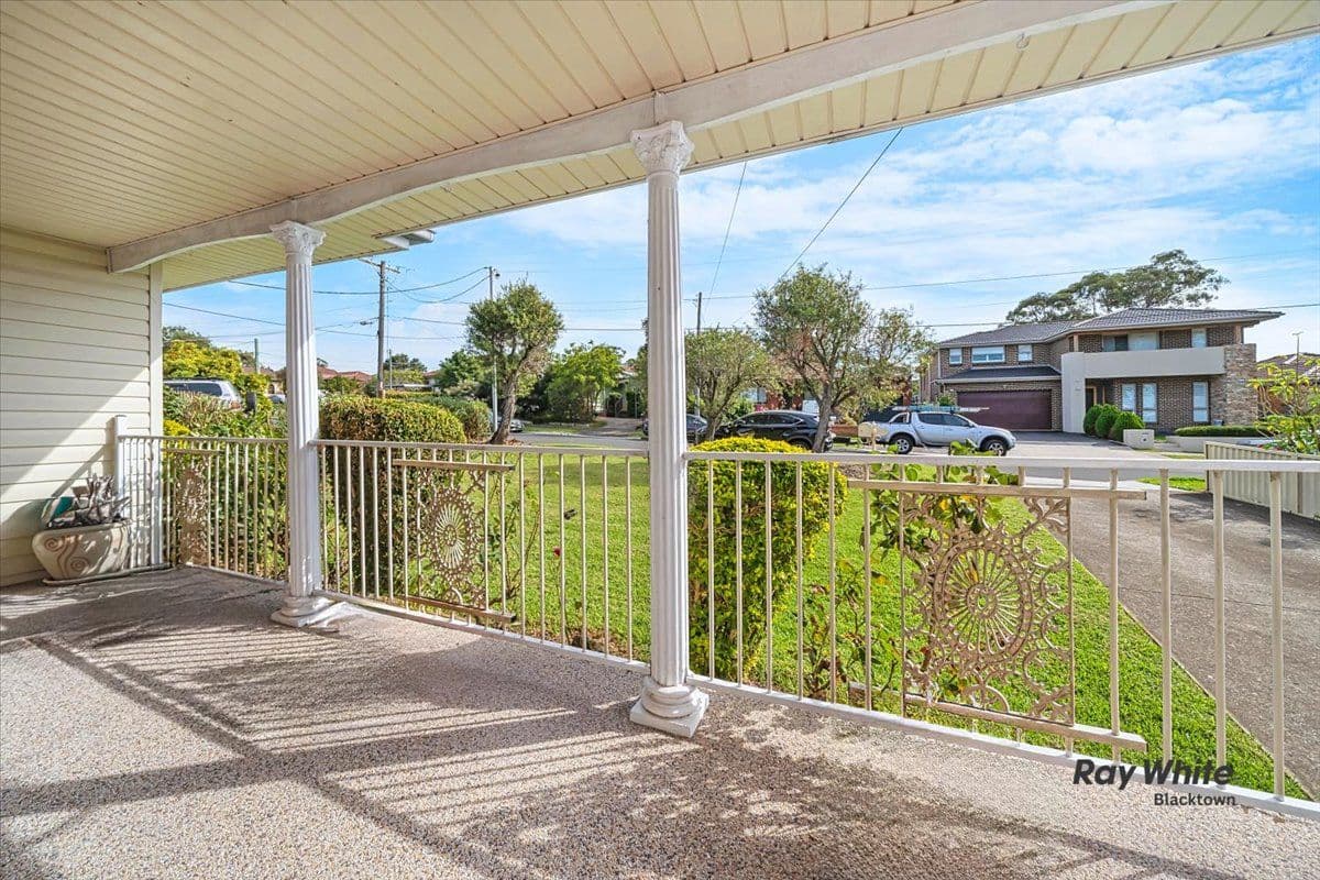 11 Blue Hills Crescent, Blacktown NSW 2148, Blacktown - Thumbnail 3
