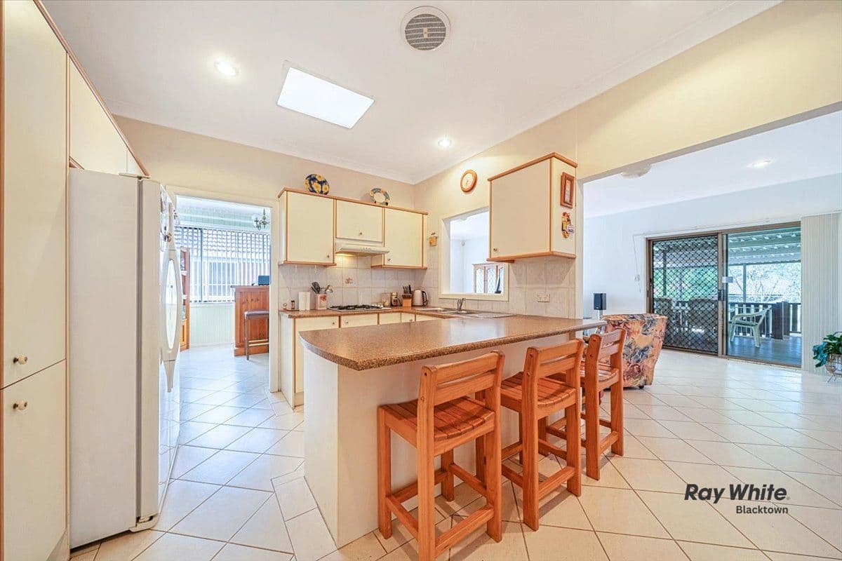 11 Blue Hills Crescent, Blacktown NSW 2148, Blacktown - Thumbnail 7