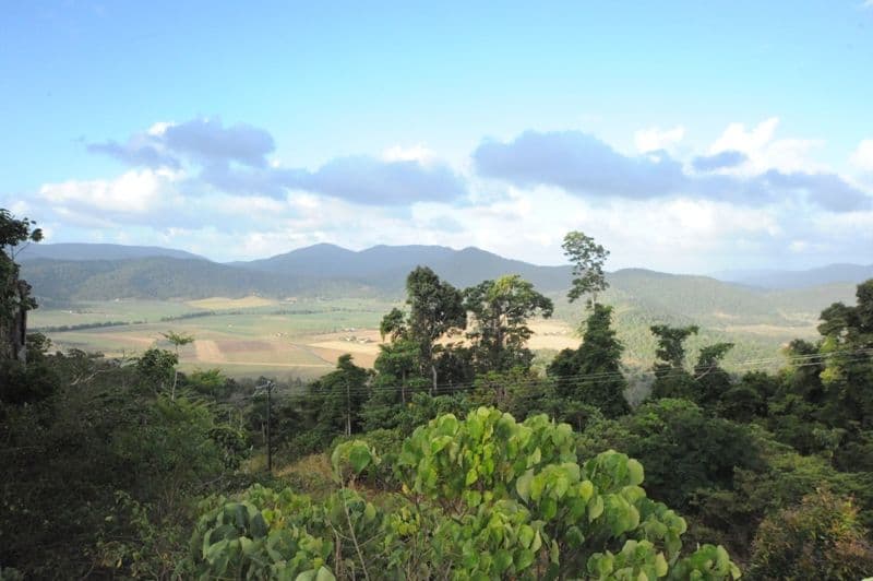 129 Staniland Drive, STRATHDICKIE QLD 4800, Strathdickie - Thumbnail 3