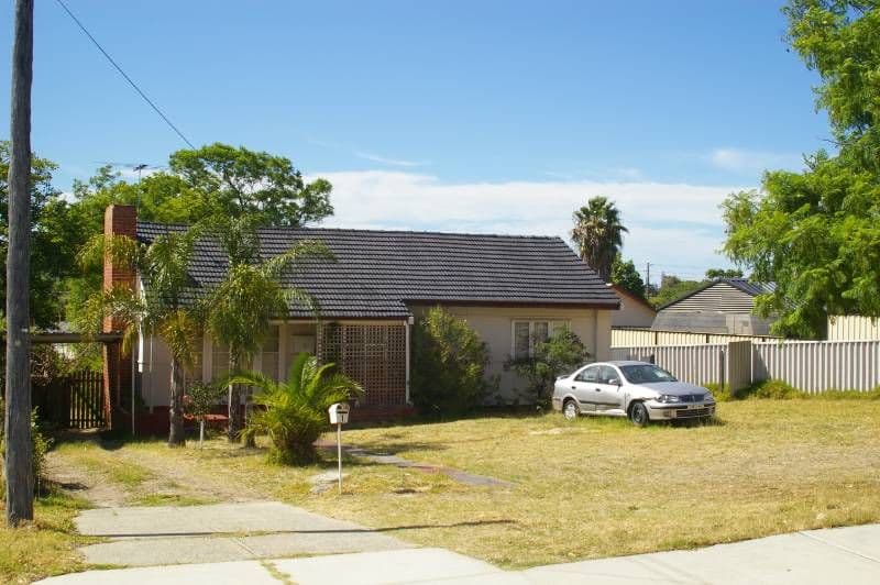 1 Kimbara Place, NOLLAMARA WA 6061, Nollamara - Thumbnail 4