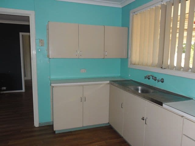 8-10 Northern Street, Three Springs WA 6519, Three Springs - Thumbnail 2