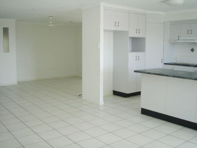 11 Wilcox Street, EIMEO QLD 4740, Eimeo - Thumbnail 2