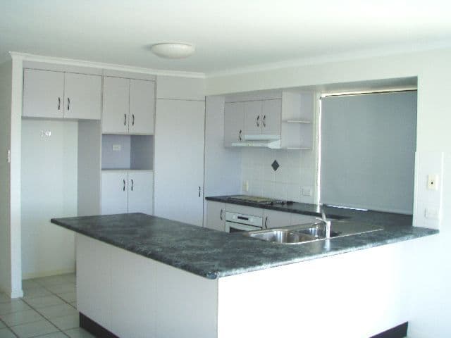 11 Wilcox Street, EIMEO QLD 4740, Eimeo - Thumbnail 5