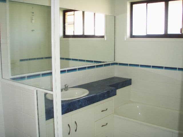11 Wilcox Street, EIMEO QLD 4740, Eimeo - Thumbnail 6