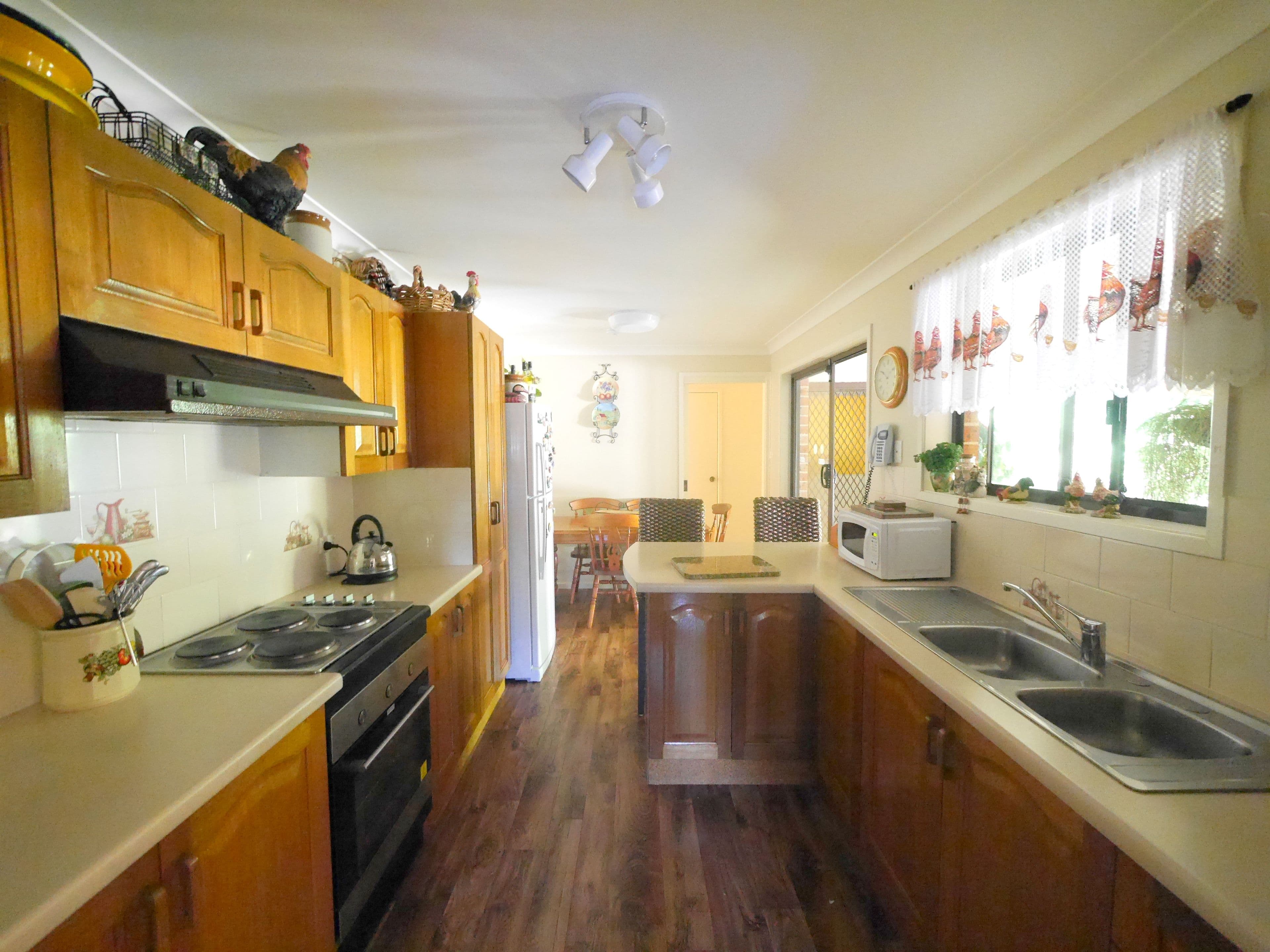 17 Amaroo Avenue, Cowra - Thumbnail 3