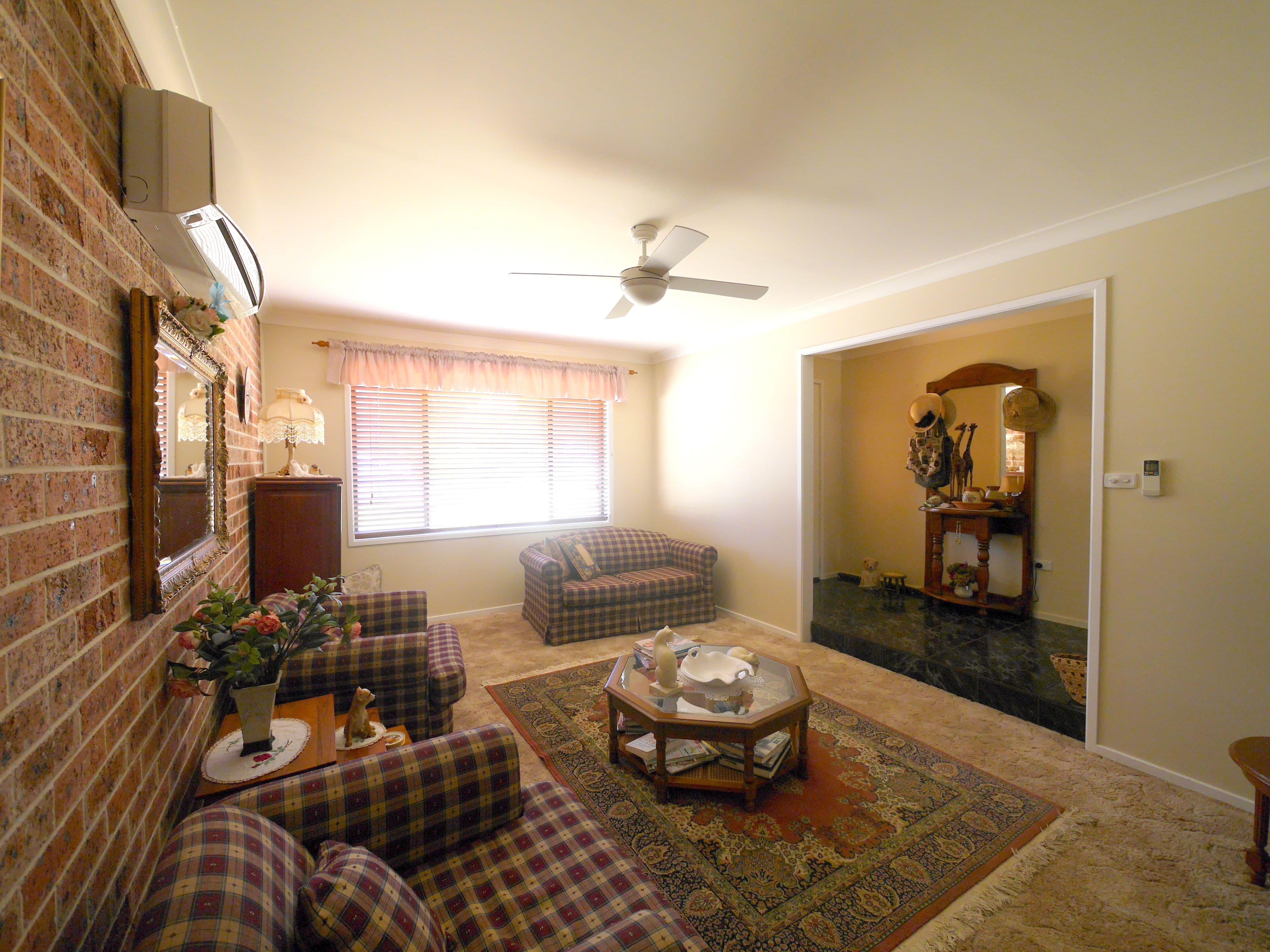 17 Amaroo Avenue, Cowra - Thumbnail 4
