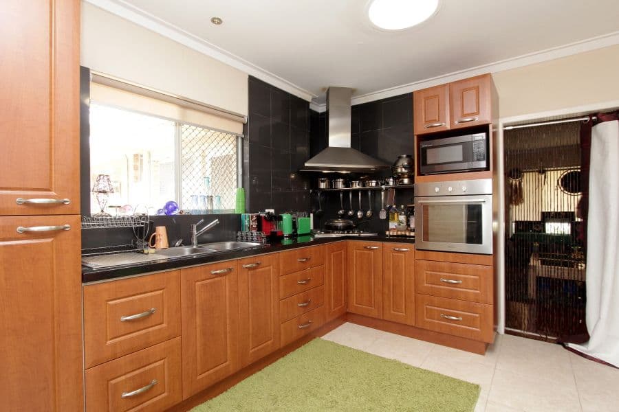 156 Belgravia Street, BELMONT WA 6104, Belmont - Thumbnail 2