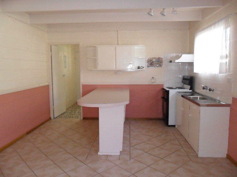277 Jamieson Street, BROKEN HILL NSW 2880, Broken Hill - Thumbnail 2
