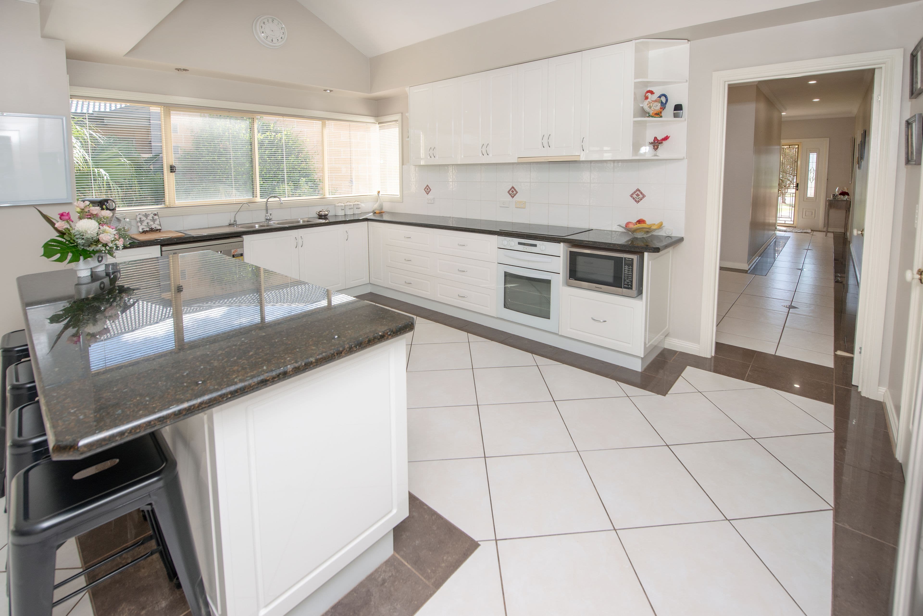 4 Cockerell Court, Swan Hill VIC 3585, Swan Hill - Thumbnail 2