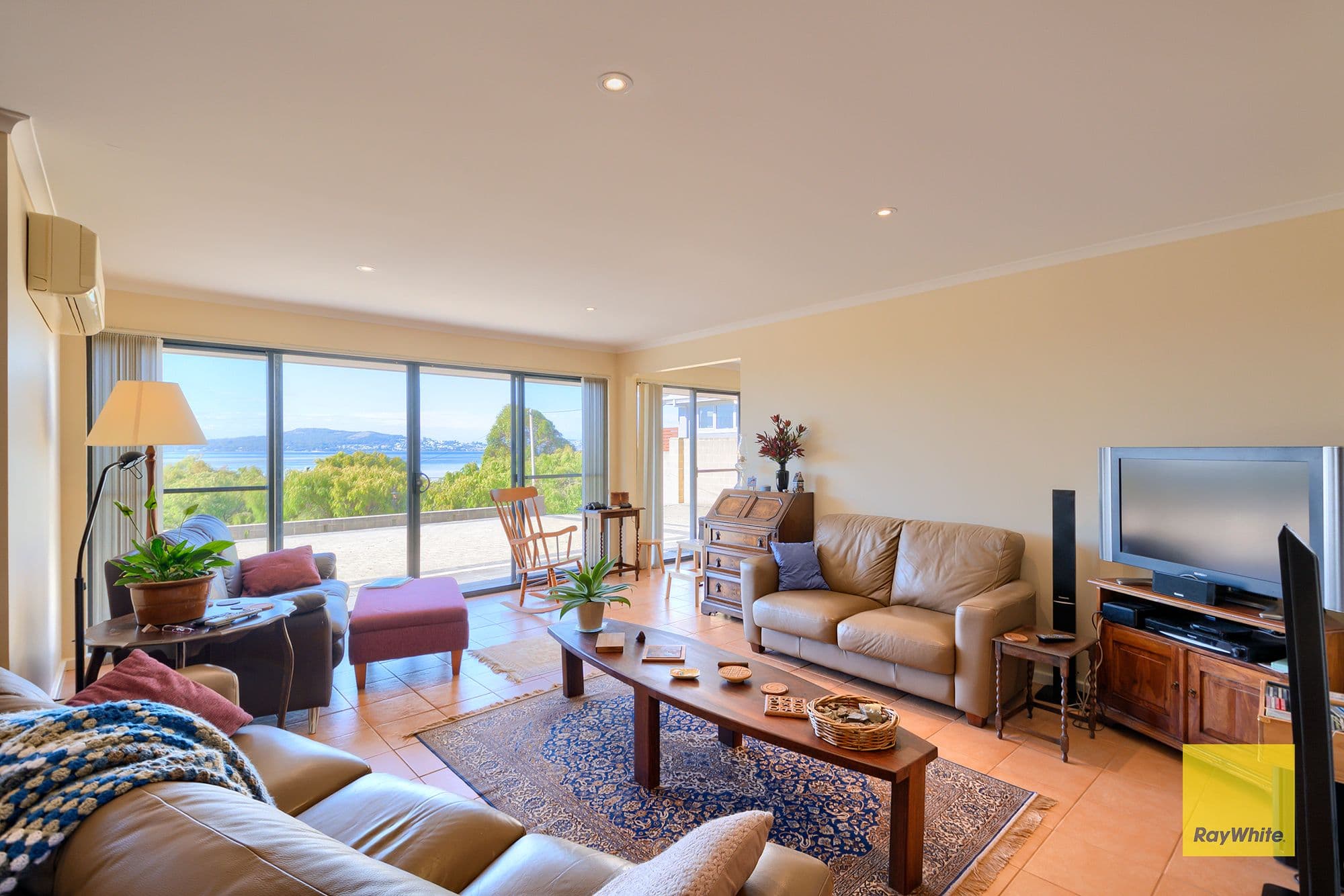94 Bay View Drive, Little Grove WA 6330, Little Grove - Thumbnail 2
