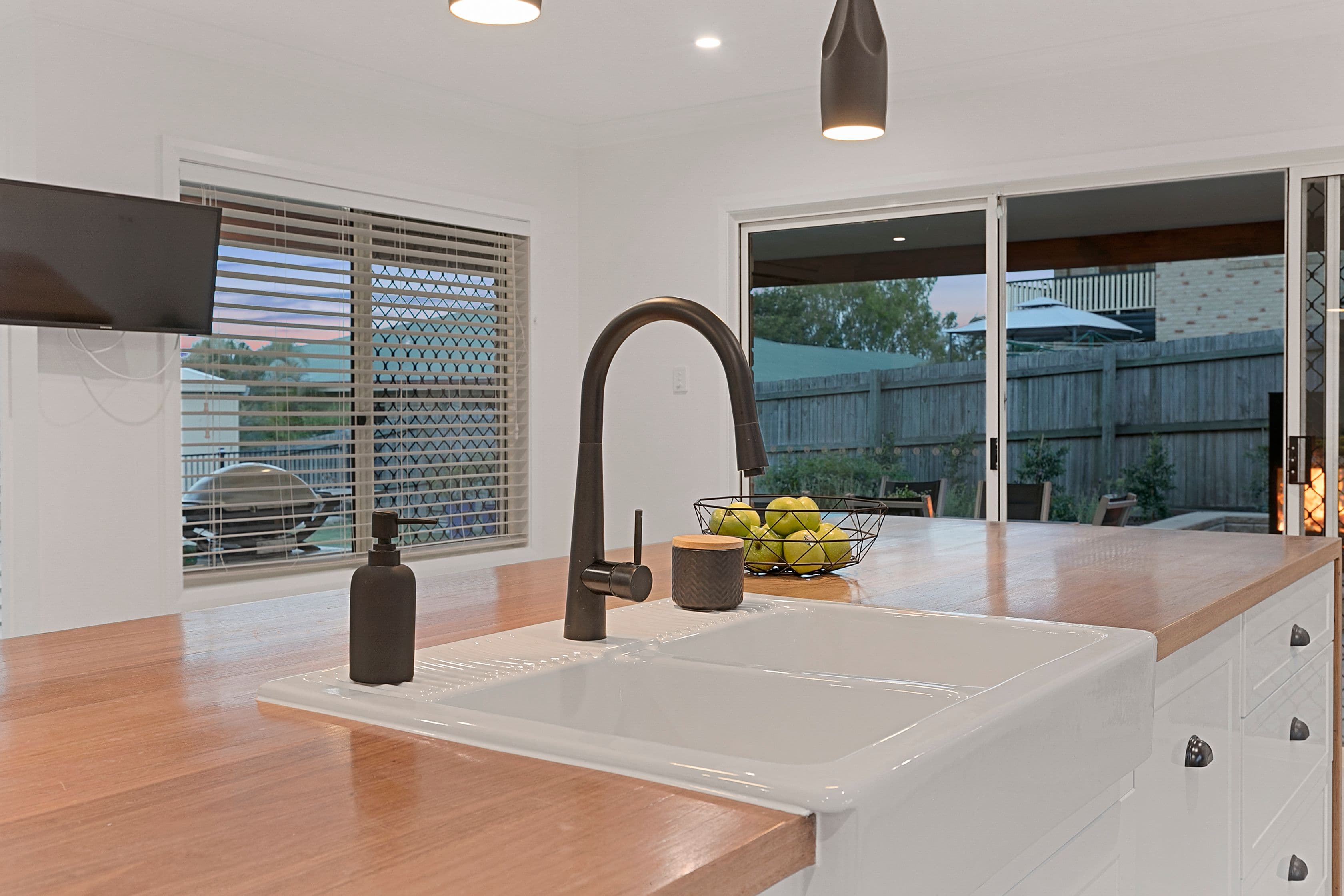 18 Burwana Place, Wellington Point QLD 4160, Wellington Point - Thumbnail 8