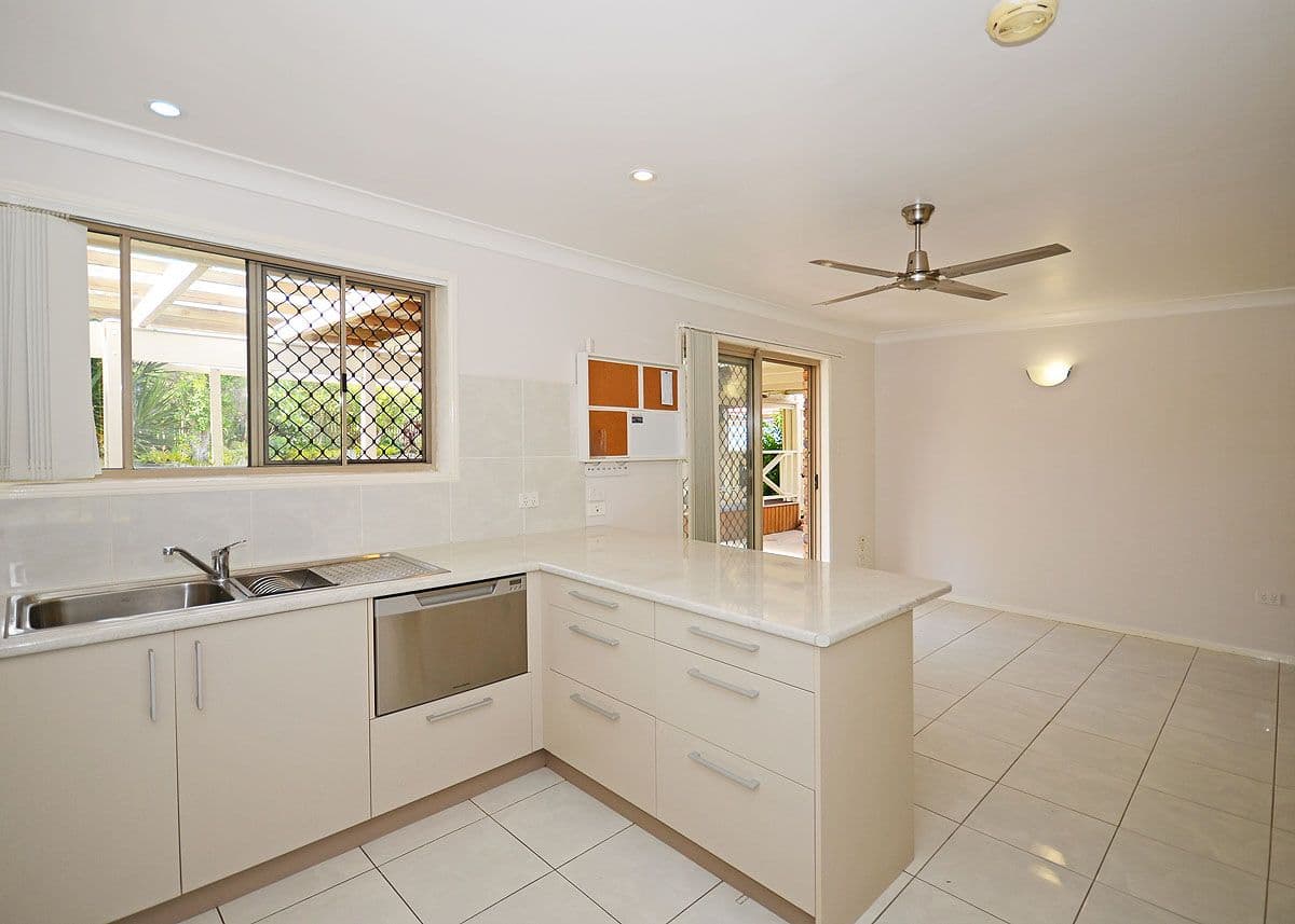 18 Johnston Boulevard, Urraween QLD 4655, Urraween - Thumbnail 3