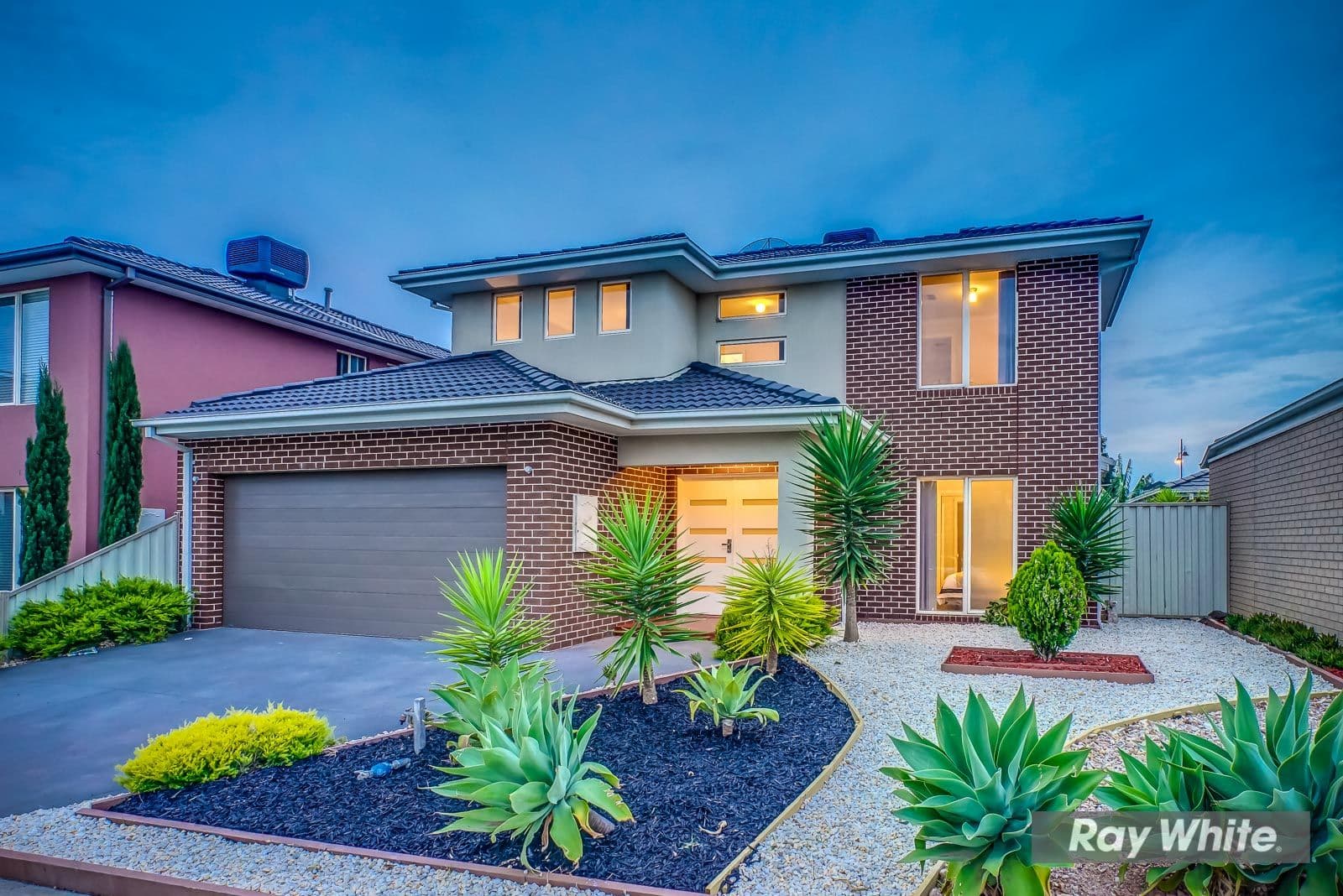 18 Eagles Nest Way, Point Cook VIC 3030, Point Cook - Thumbnail 2
