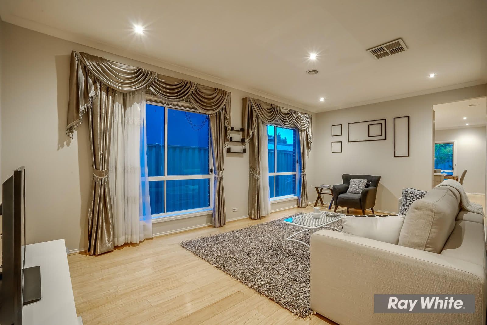18 Eagles Nest Way, Point Cook VIC 3030, Point Cook - Thumbnail 5