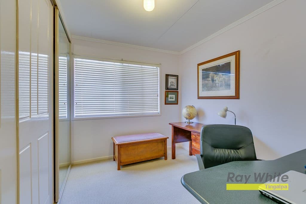 16 Barbara Street, MANLY WEST QLD 4179, Manly West - Thumbnail 8