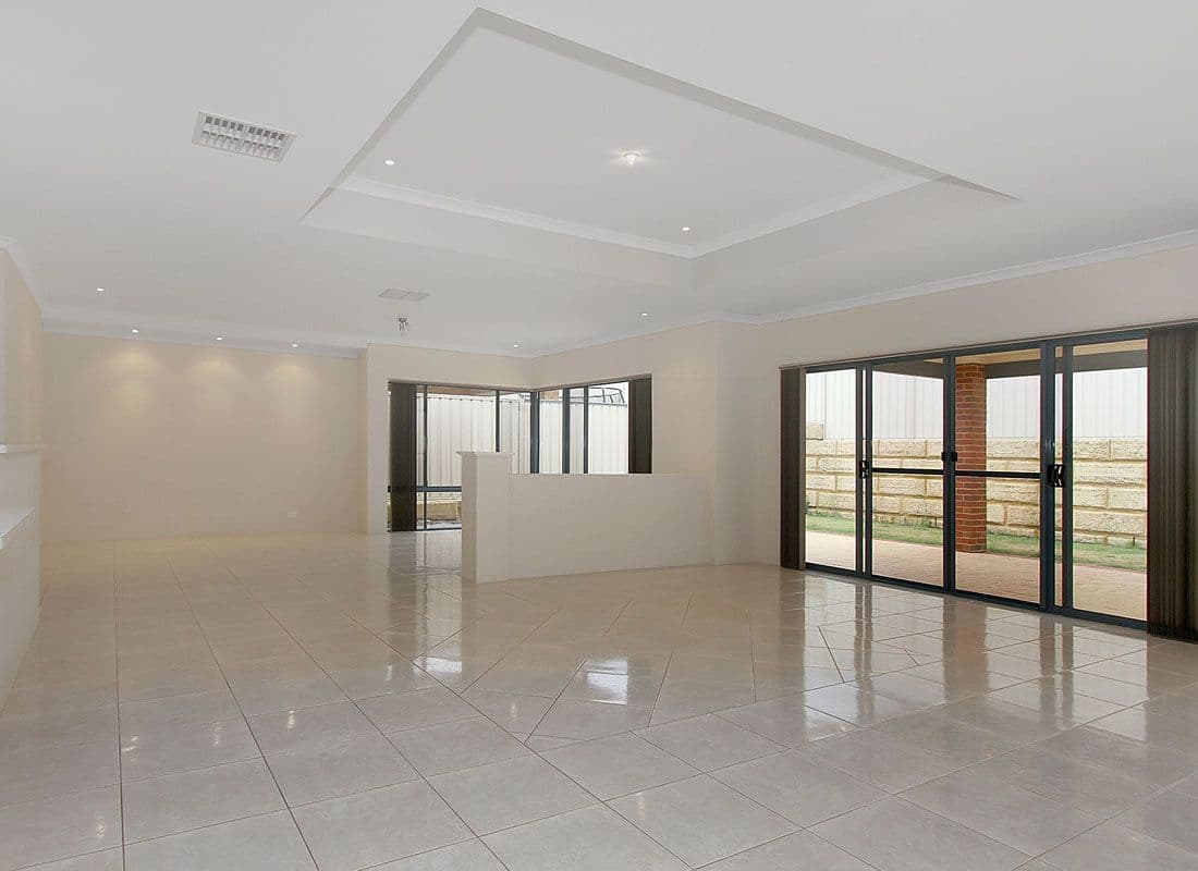 77 Waterfoot Loop, CANNING VALE WA 6155, Canning Vale - Thumbnail 3