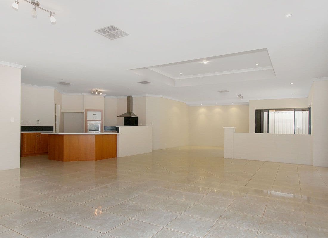 77 Waterfoot Loop, CANNING VALE WA 6155, Canning Vale - Thumbnail 5