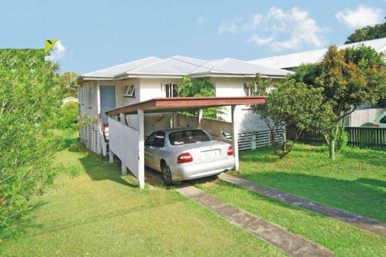 37 Gilbert Road, WINDSOR QLD 4030, Windsor - Thumbnail 2
