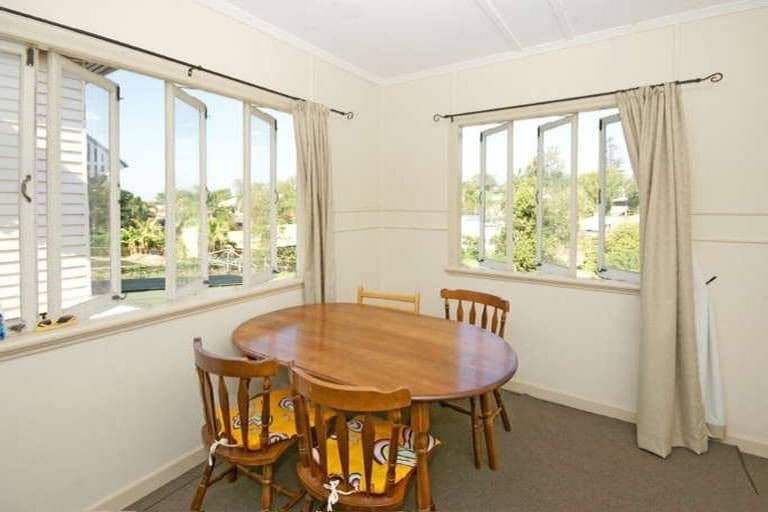 37 Gilbert Road, WINDSOR QLD 4030, Windsor - Thumbnail 5