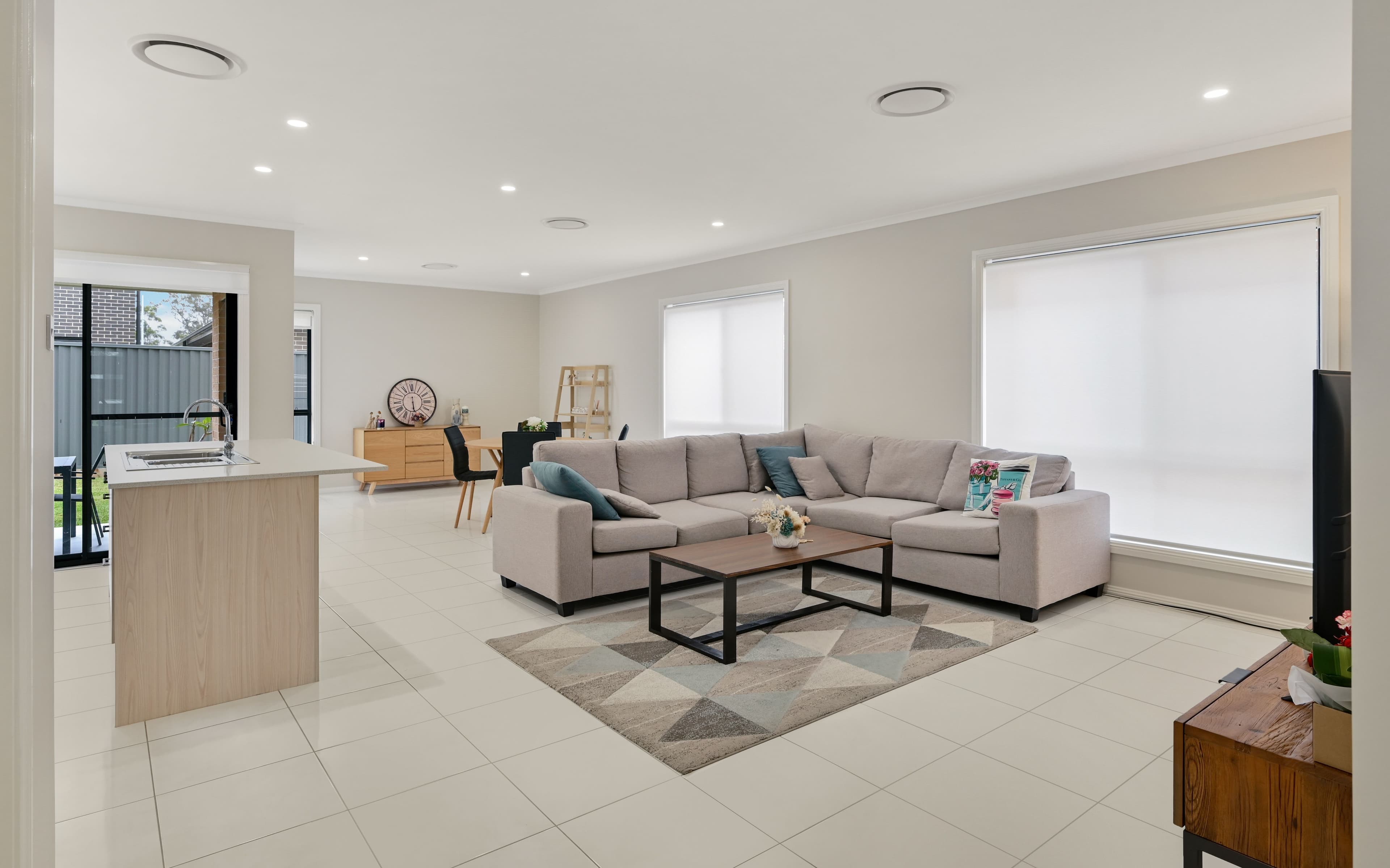 8 Mulvihill Crescent, Denham Court NSW 2565, Denham Court - Thumbnail 2