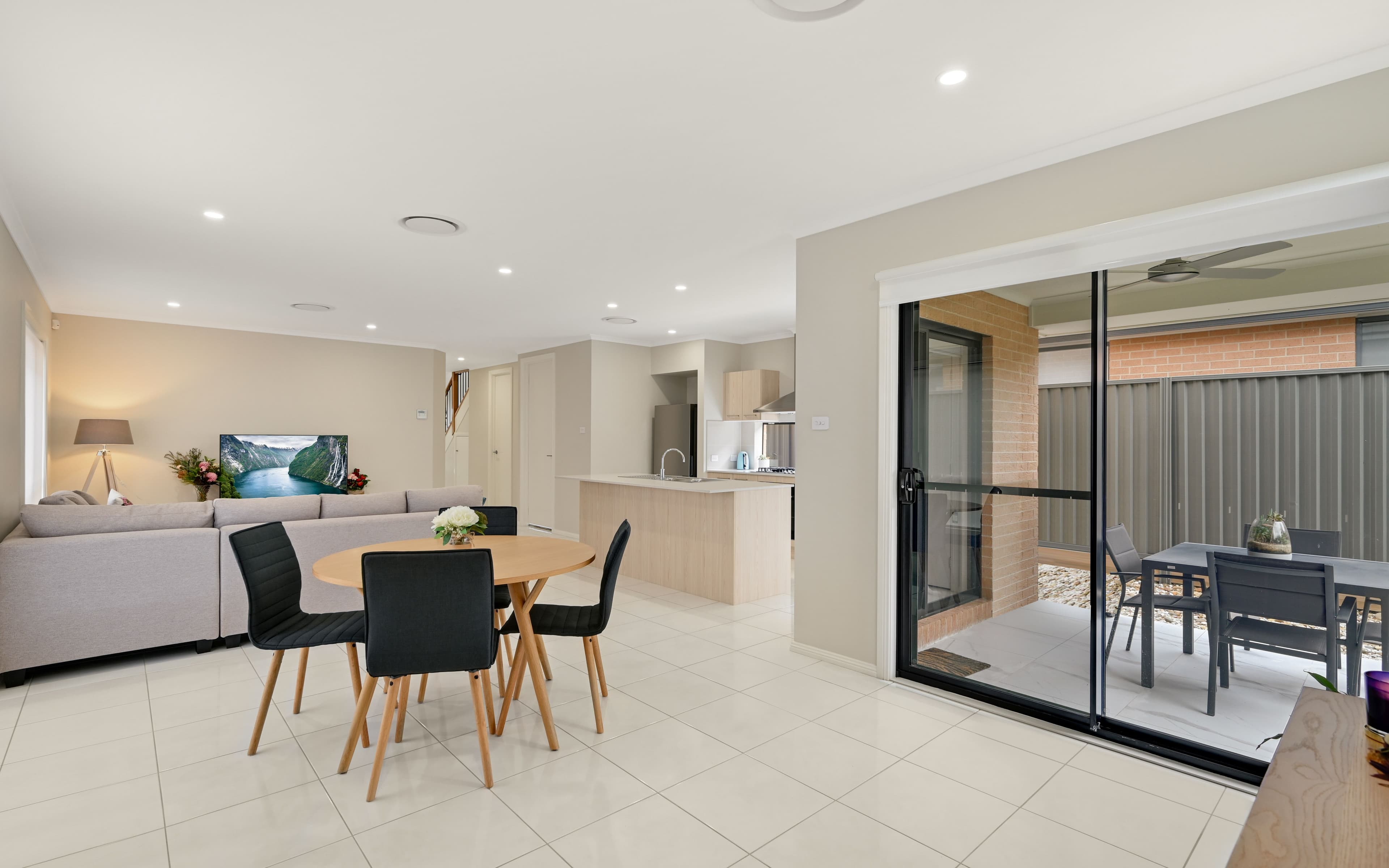 8 Mulvihill Crescent, Denham Court NSW 2565, Denham Court - Thumbnail 5