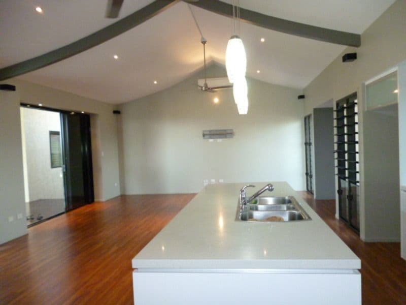 3 Broad Street, Etty Bay QLD 4858, Etty Bay - Thumbnail 2
