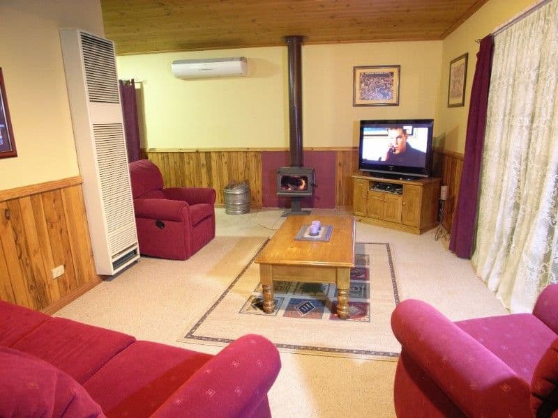 9 Mitchell Street, NATHALIA VIC 3638, Nathalia - Thumbnail 3