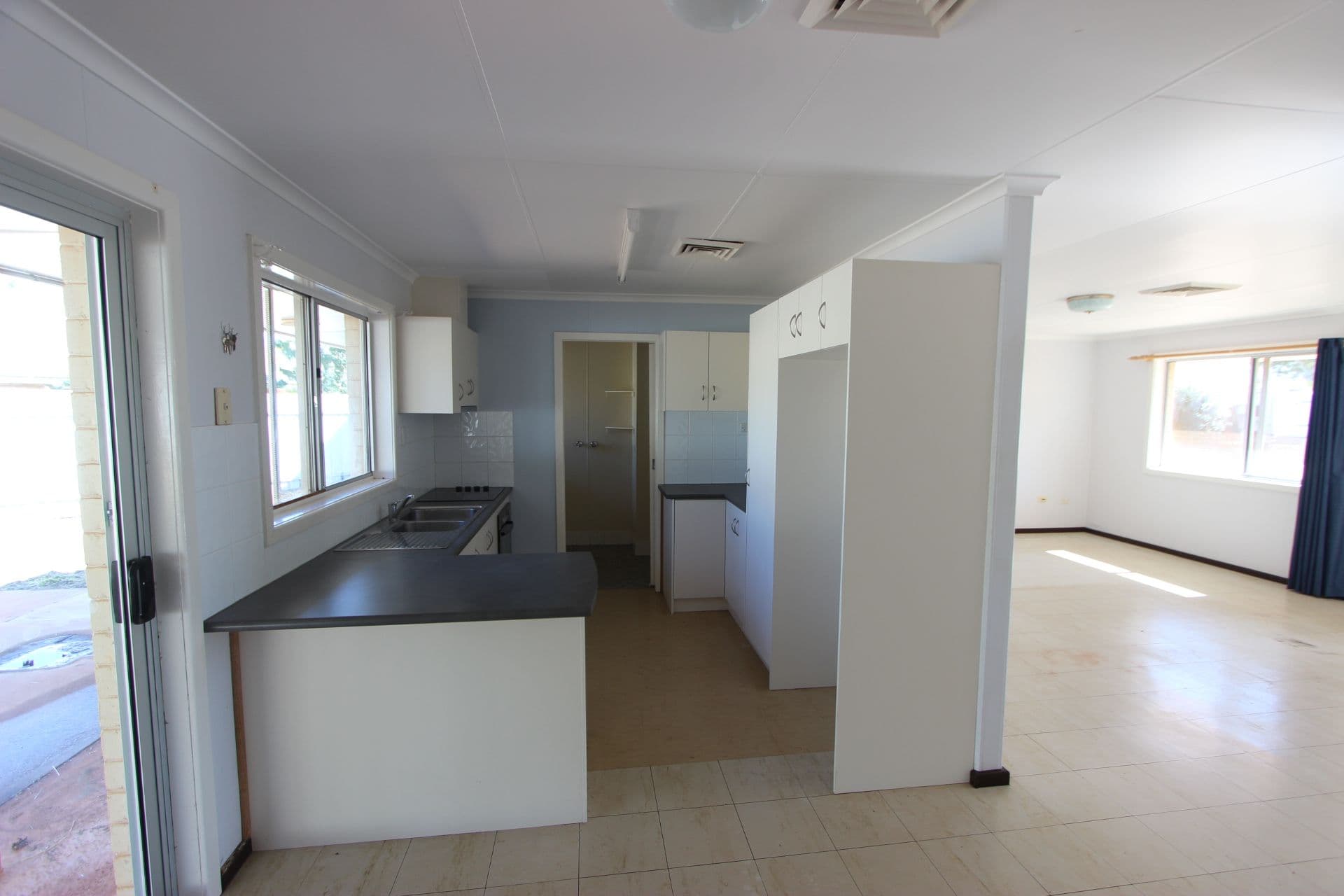 15 Gunsberg Court, Pegs Creek WA 6714, Pegs Creek - Thumbnail 2