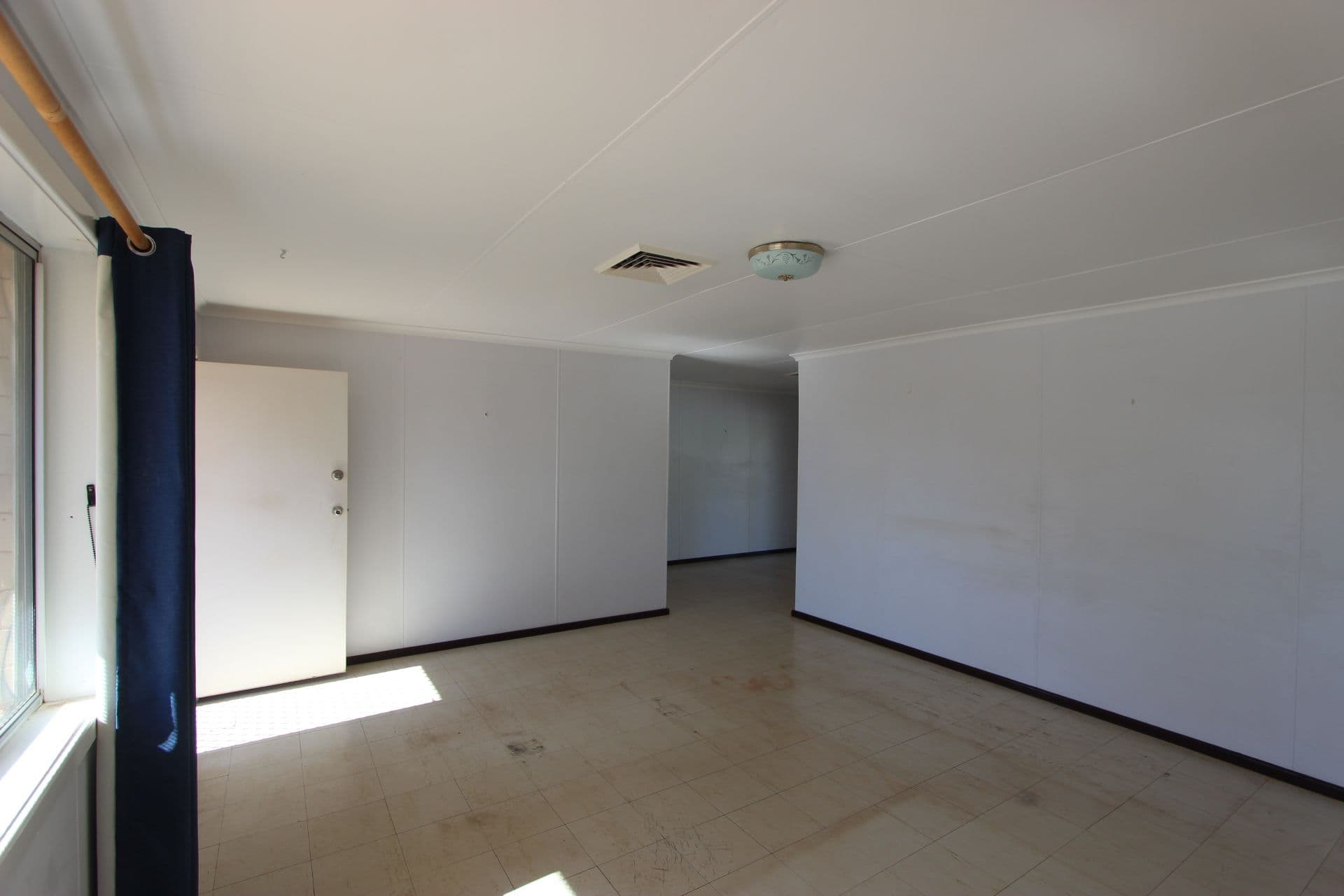 15 Gunsberg Court, Pegs Creek WA 6714, Pegs Creek - Thumbnail 3