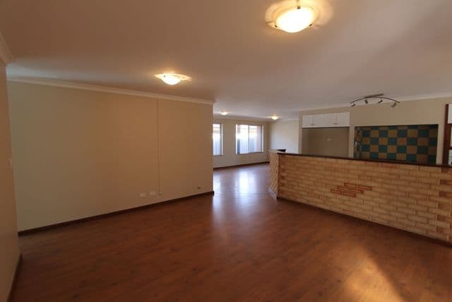 106 Guadalupe Drive, BALLAJURA WA 6066, Ballajura - Thumbnail 8
