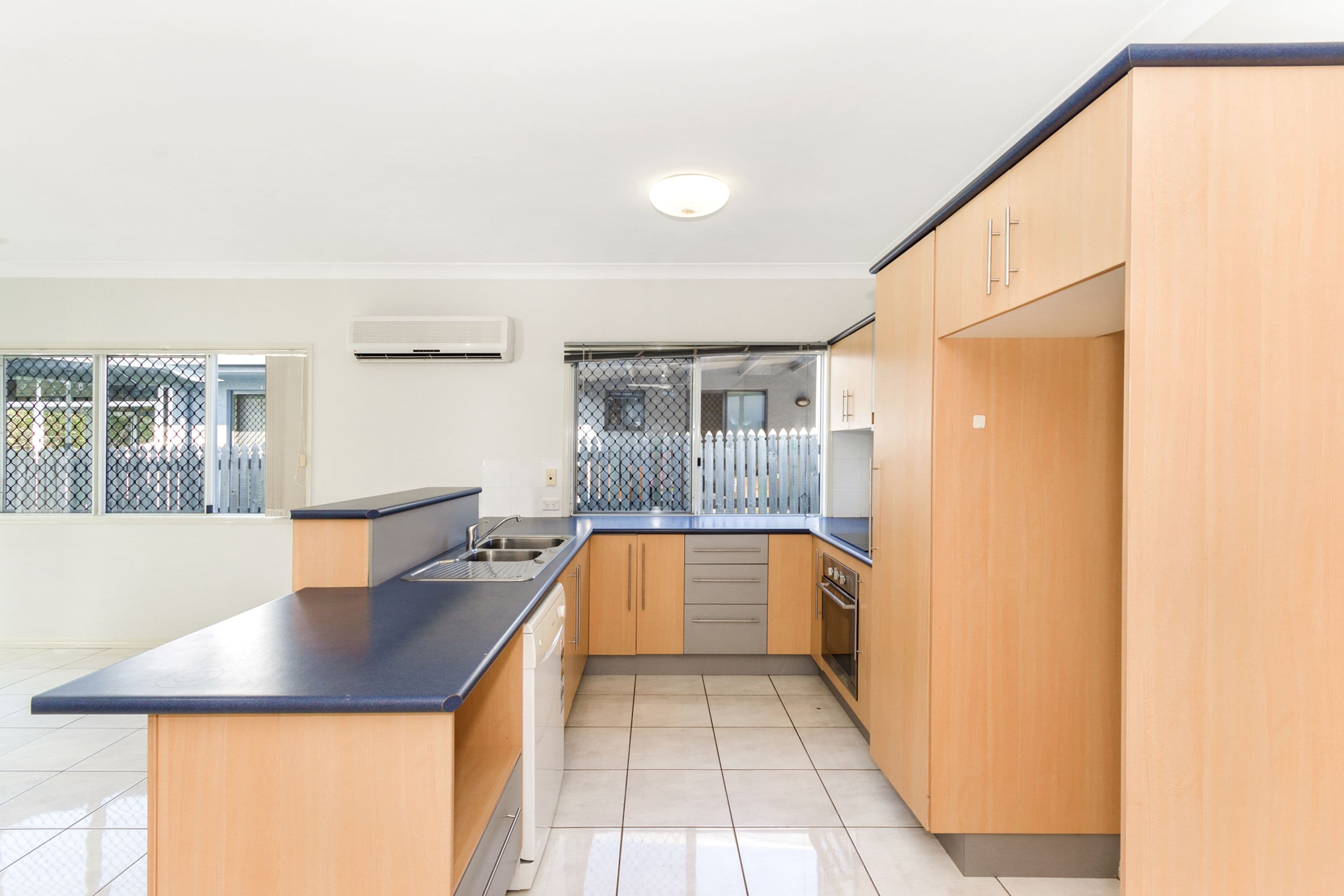 4 Dotterel Close, Douglas QLD 4814, Douglas - Thumbnail 3