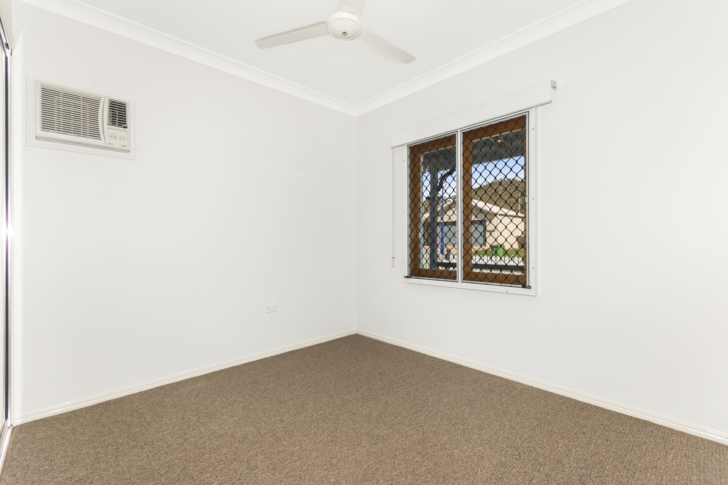 4 Dotterel Close, Douglas QLD 4814, Douglas - Thumbnail 7