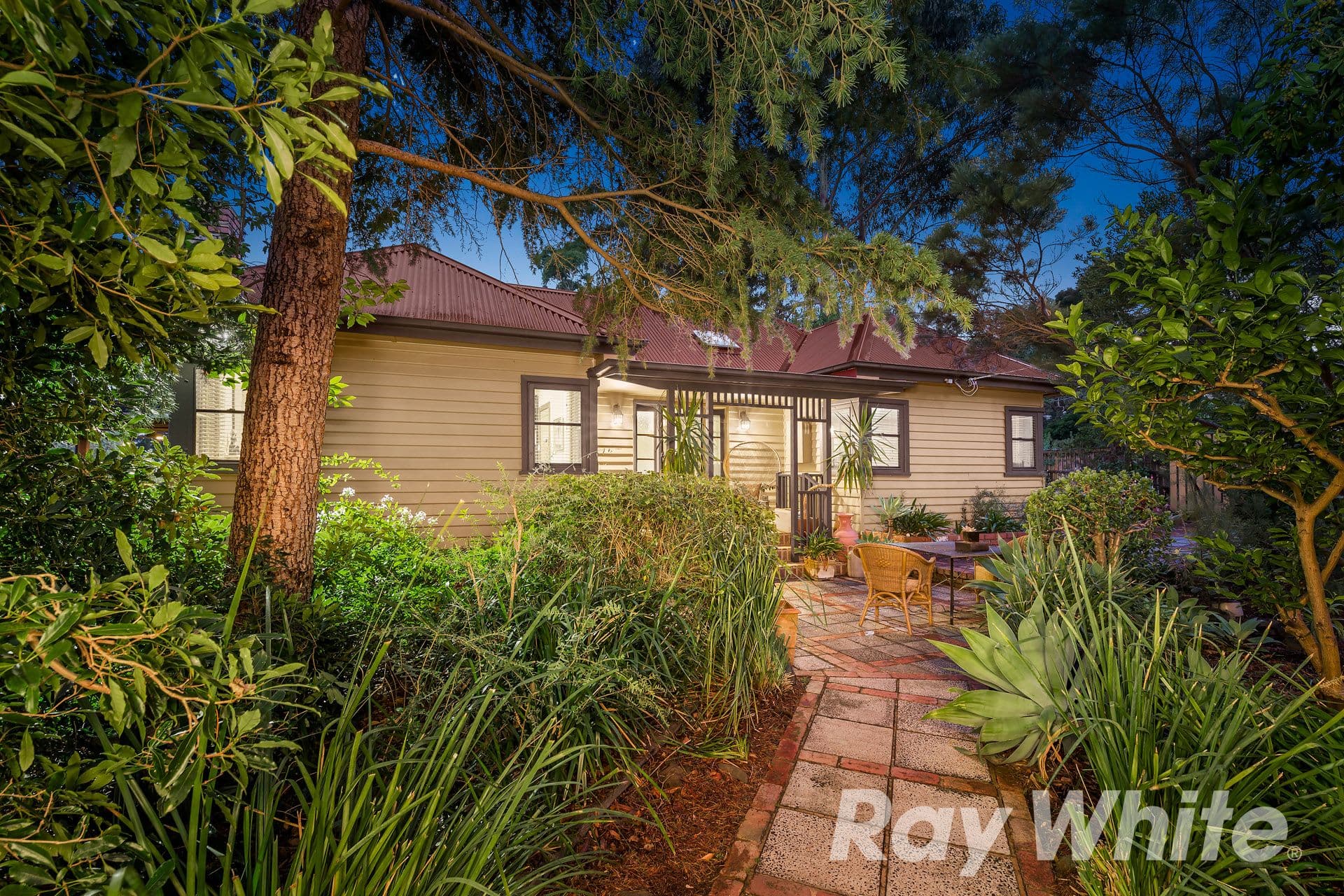 19 Davey Road, Montmorency VIC 3094, Montmorency - Thumbnail 3