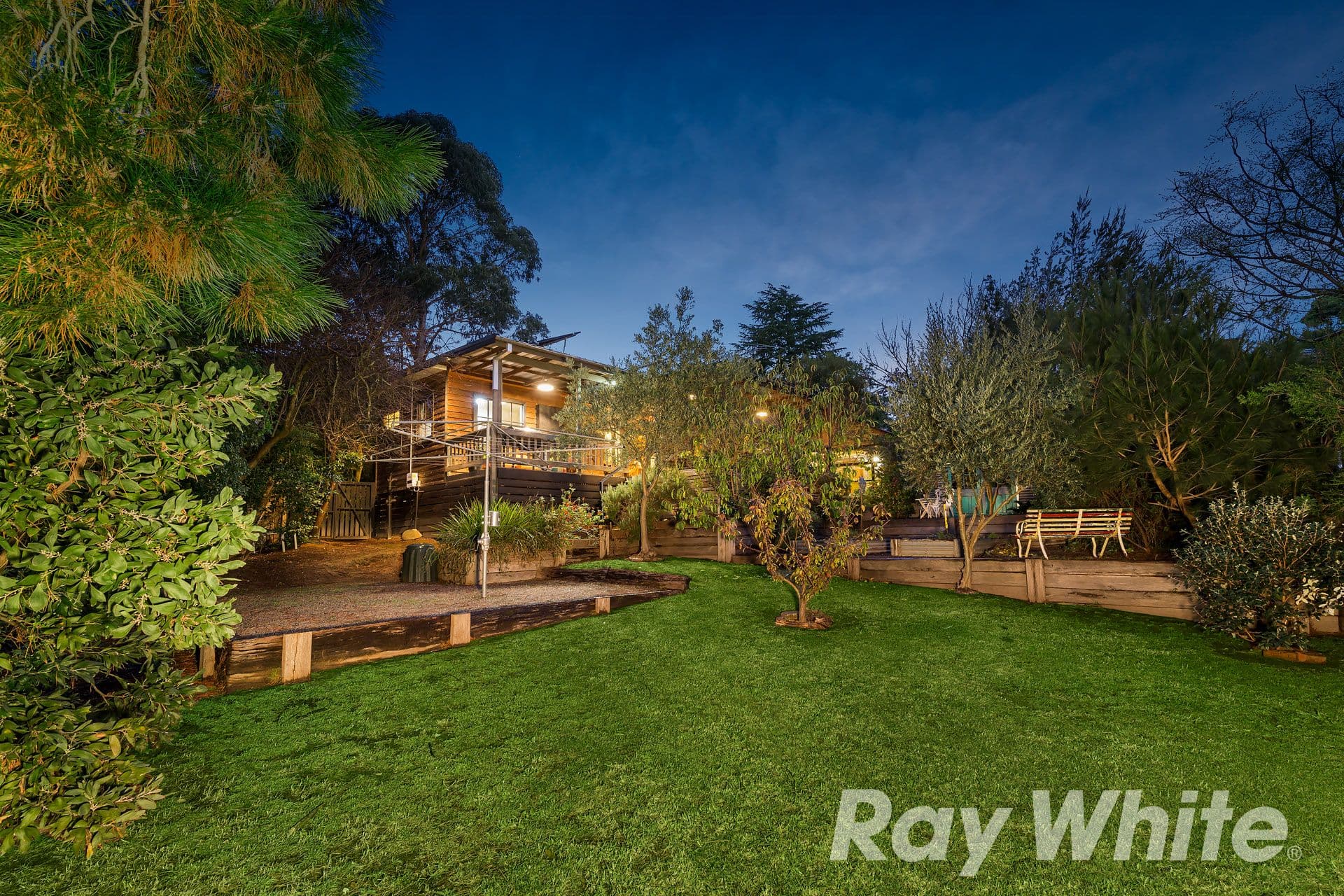 19 Davey Road, Montmorency VIC 3094, Montmorency - Thumbnail 7