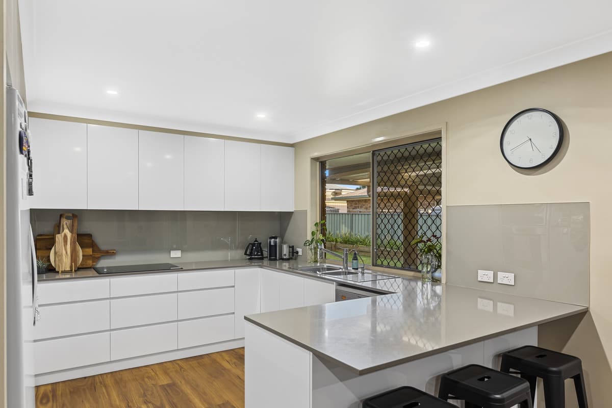 4 Stoneyhurst Court, Glenvale QLD 4350, Glenvale - Thumbnail 2