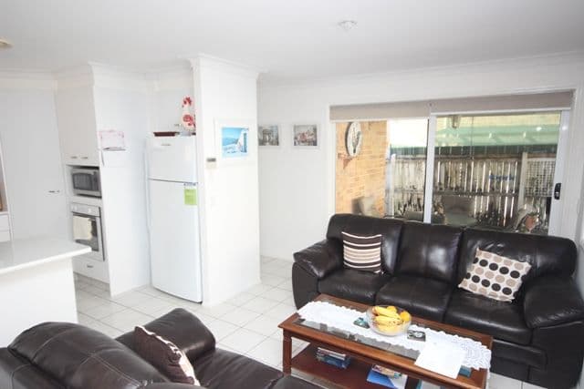 9-15 Monterey Avenue, BANORA POINT NSW 2486, Banora Point - Thumbnail 5