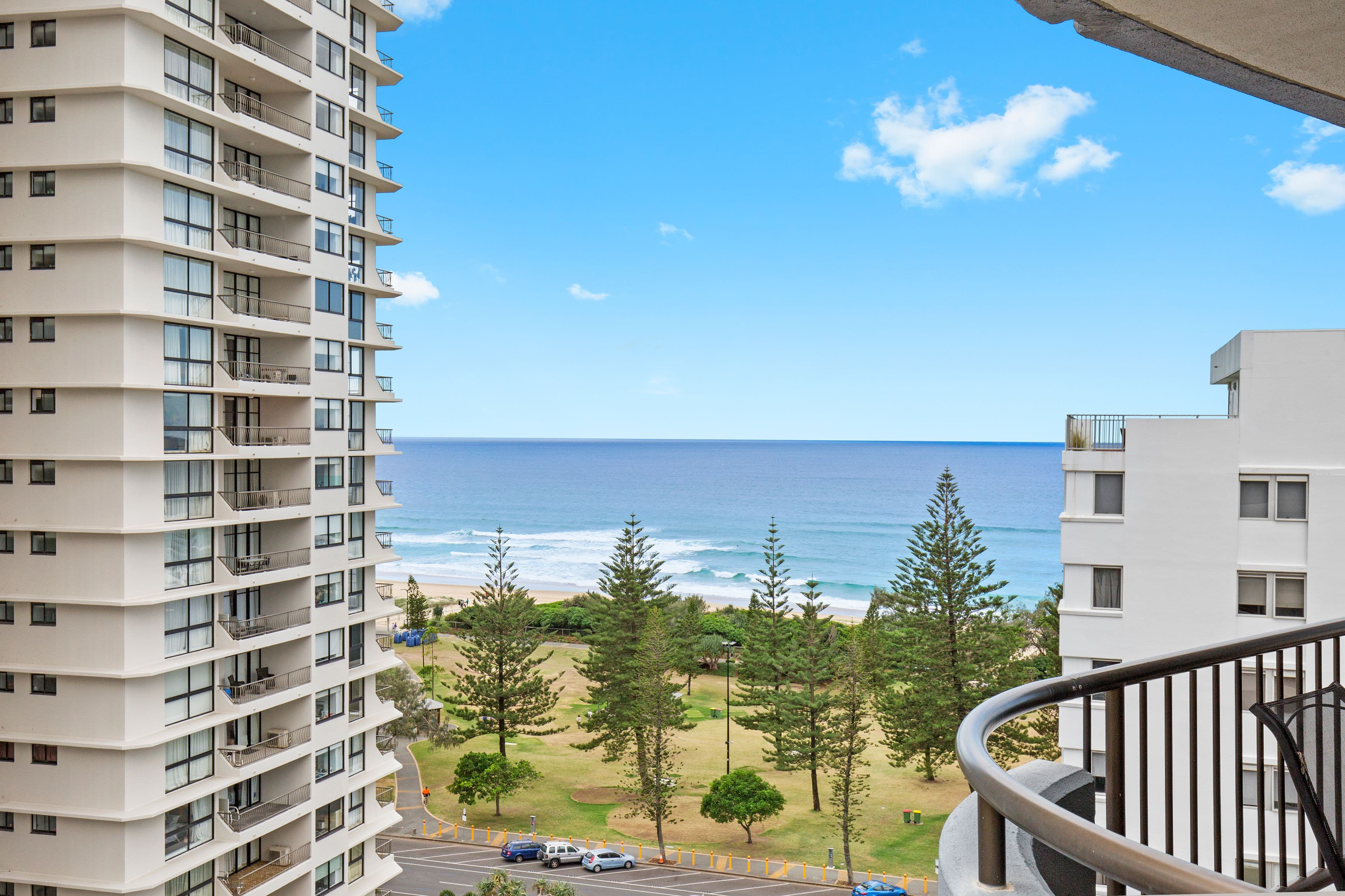 8 Albert Avenue, Broadbeach QLD 4218, Broadbeach - Thumbnail 2