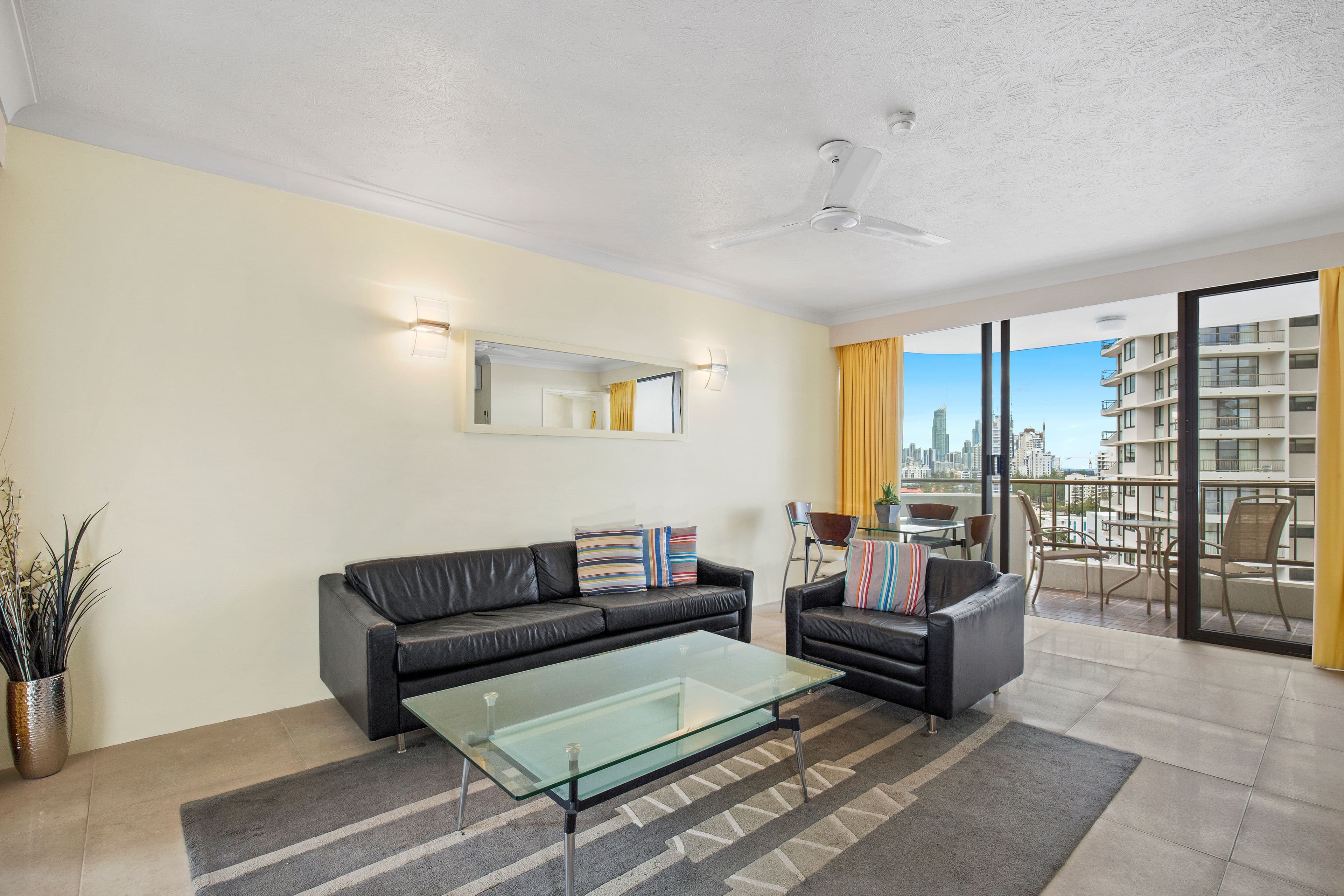 8 Albert Avenue, Broadbeach QLD 4218, Broadbeach - Thumbnail 3