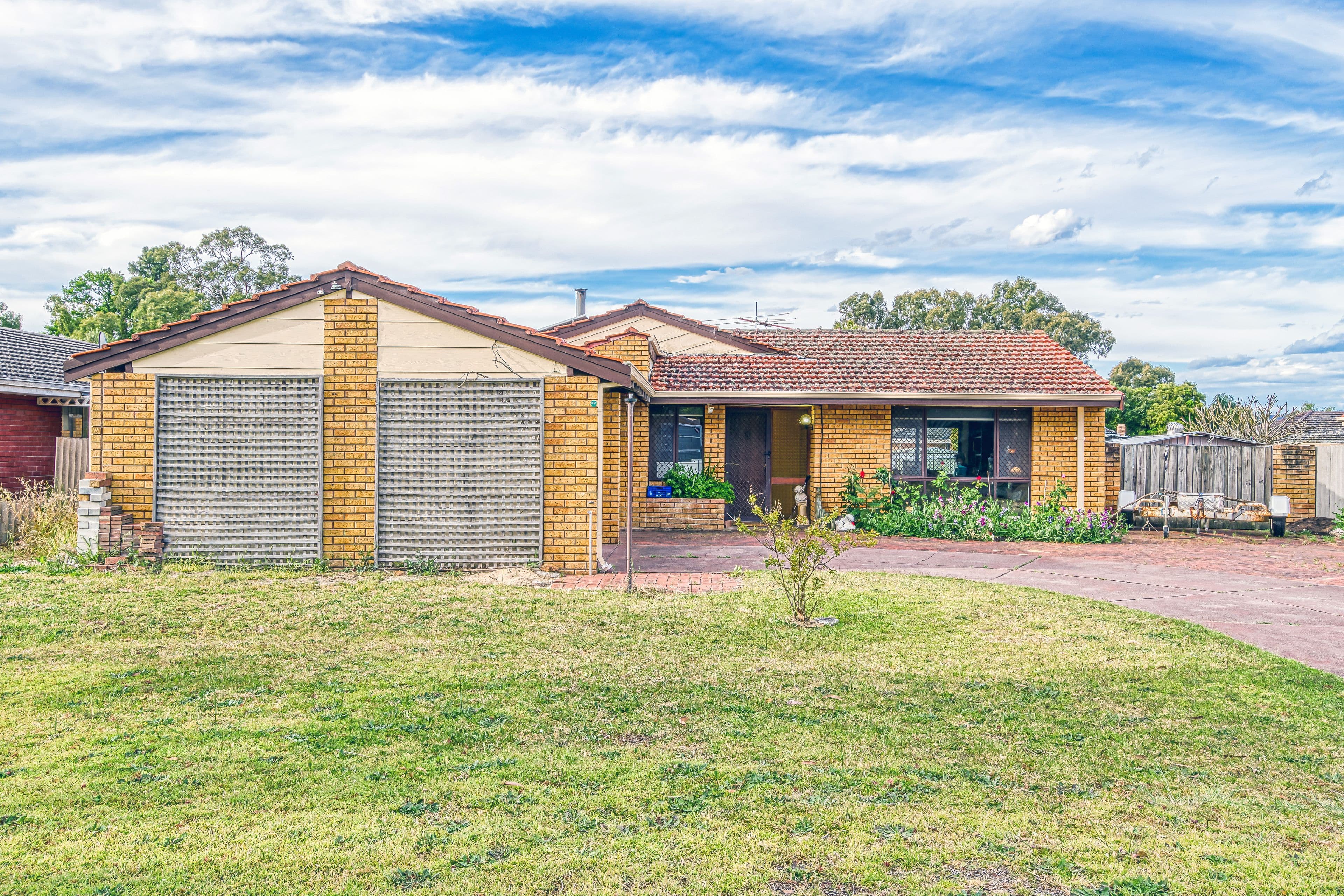 10 Hosken Road, Gosnells WA 6110, Gosnells - Image 1