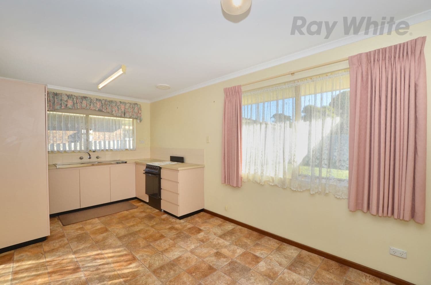 12 Sherwood Drive, McKail WA 6330, McKail - Thumbnail 5