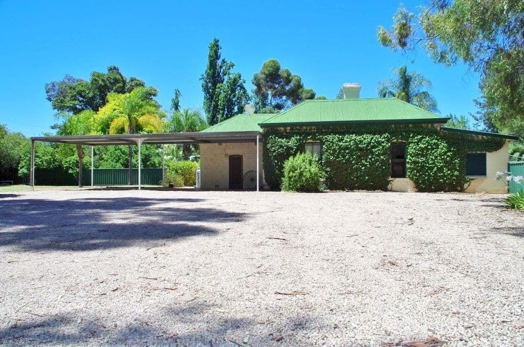 204 Twentyfirst Street, Renmark SA 5341, Renmark - Image 1