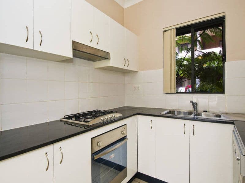 9 Eastbourne Road, HOMEBUSH WEST NSW 2140, Homebush West - Thumbnail 5